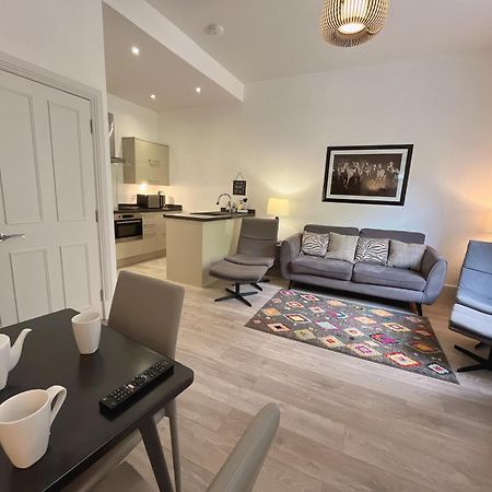 King'S Stable 2 Rooms Edinburgh Bagian luar foto