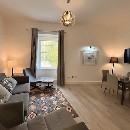 King'S Stable 2 Rooms Edinburgh Bagian luar foto