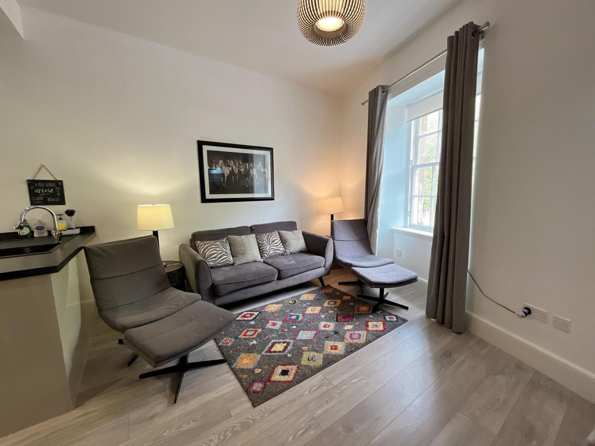 King'S Stable 2 Rooms Edinburgh Bagian luar foto