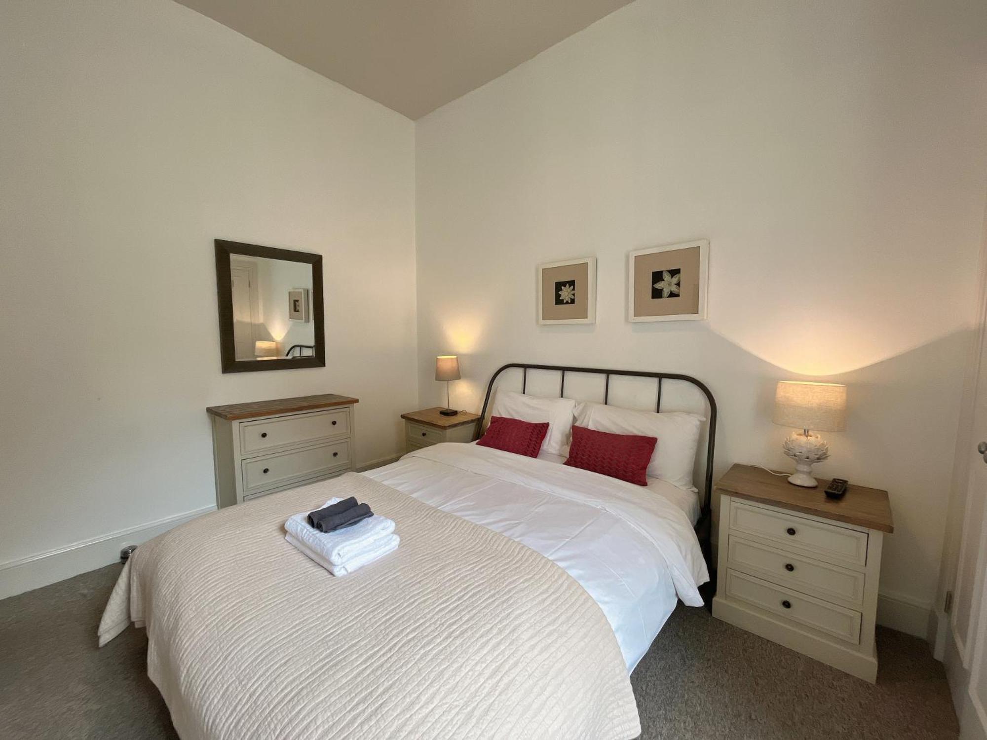 King'S Stable 2 Rooms Edinburgh Bagian luar foto